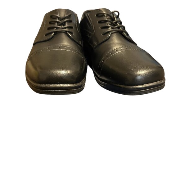 STAFFORD BOYS SHOES NEW NEVER USED COLOR BLACK  SIZE 6 MEDIUM - Picture 3 of 15